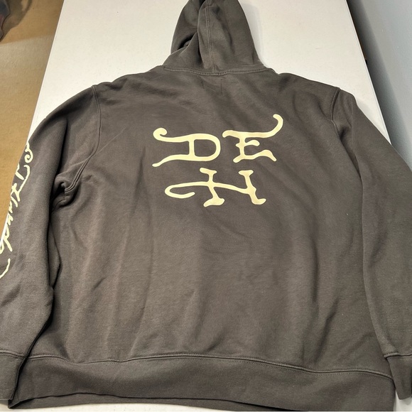 Ed Hardy Charcoal Grey Hoodie with an "Exploding Skull" Graphic - Picture 4 of 11